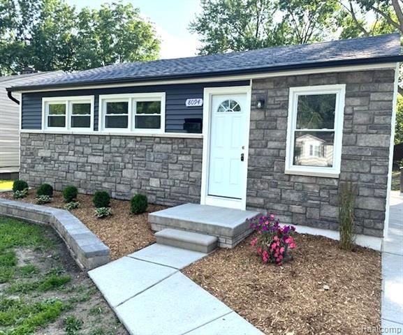 Property Photo:  8094 Elm Street  MI 48180 