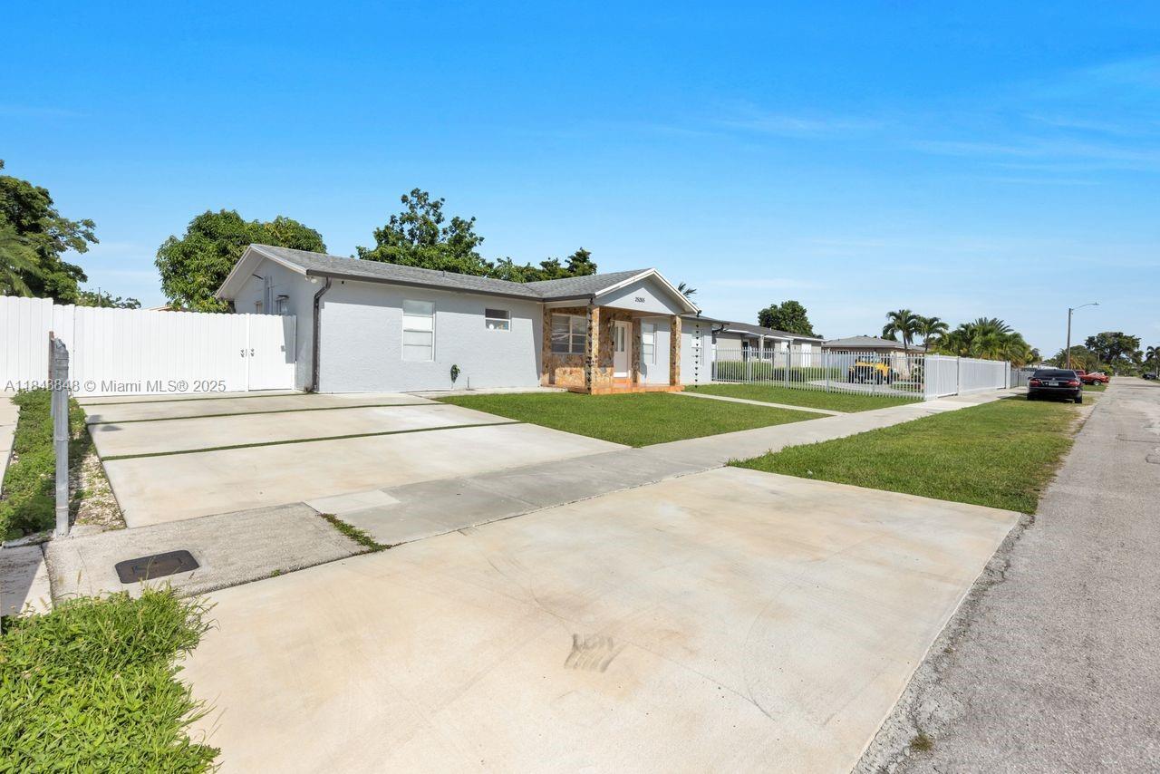 Property Photo:  25265 SW 124th Pl  FL 33032 