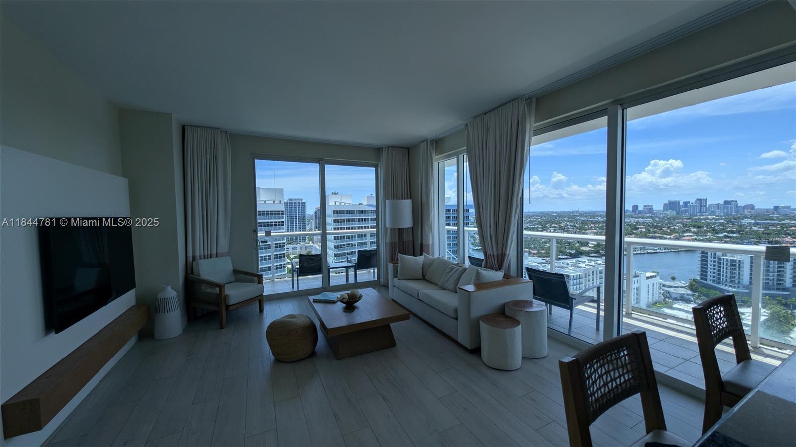 Property Photo: 505 N Fort Lauderdale Beach Blvd 2501 FL 33304