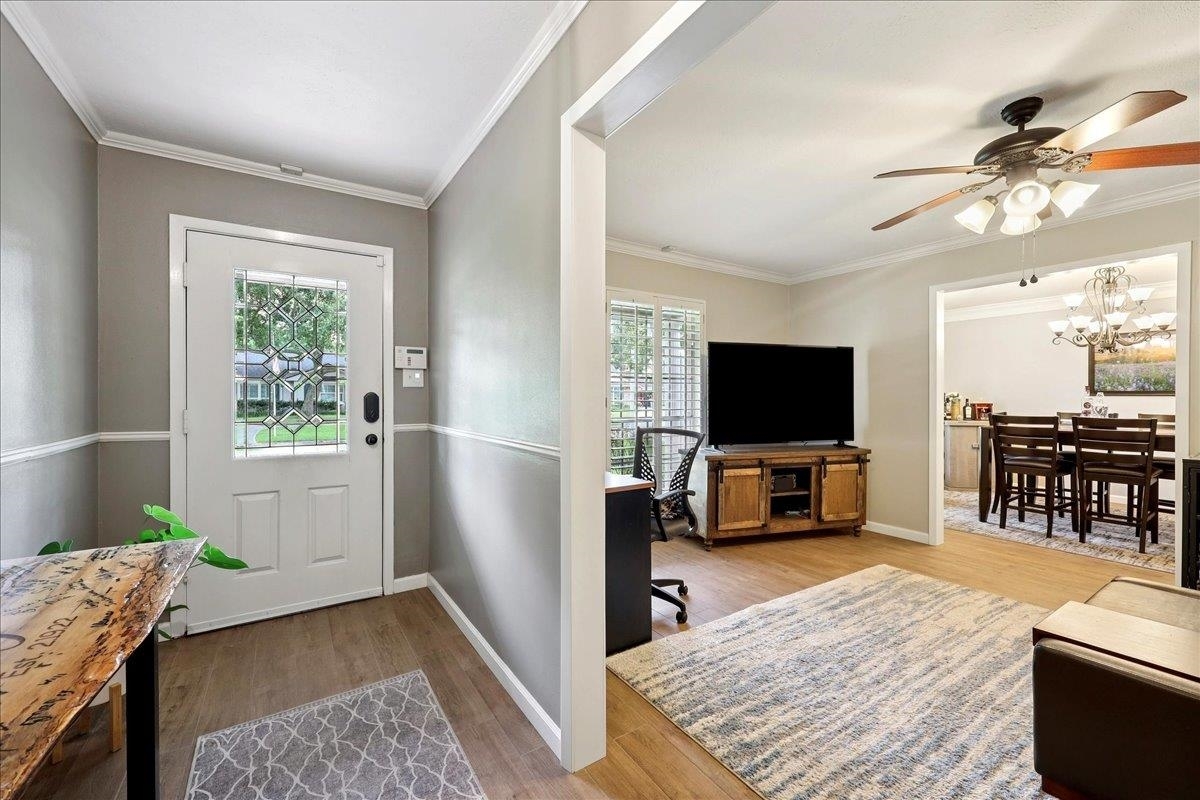 Property Photo:  6120 Pinkstaff Lane  TX 77706 
