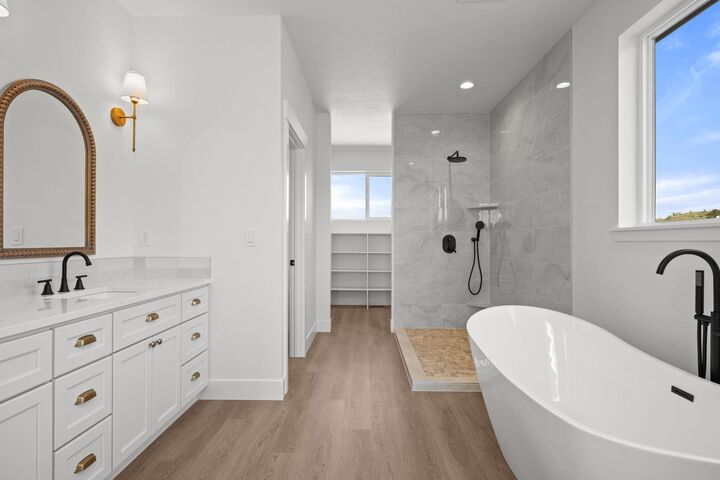 Property Photo:  20218 E 10th Ct  WA 99016 