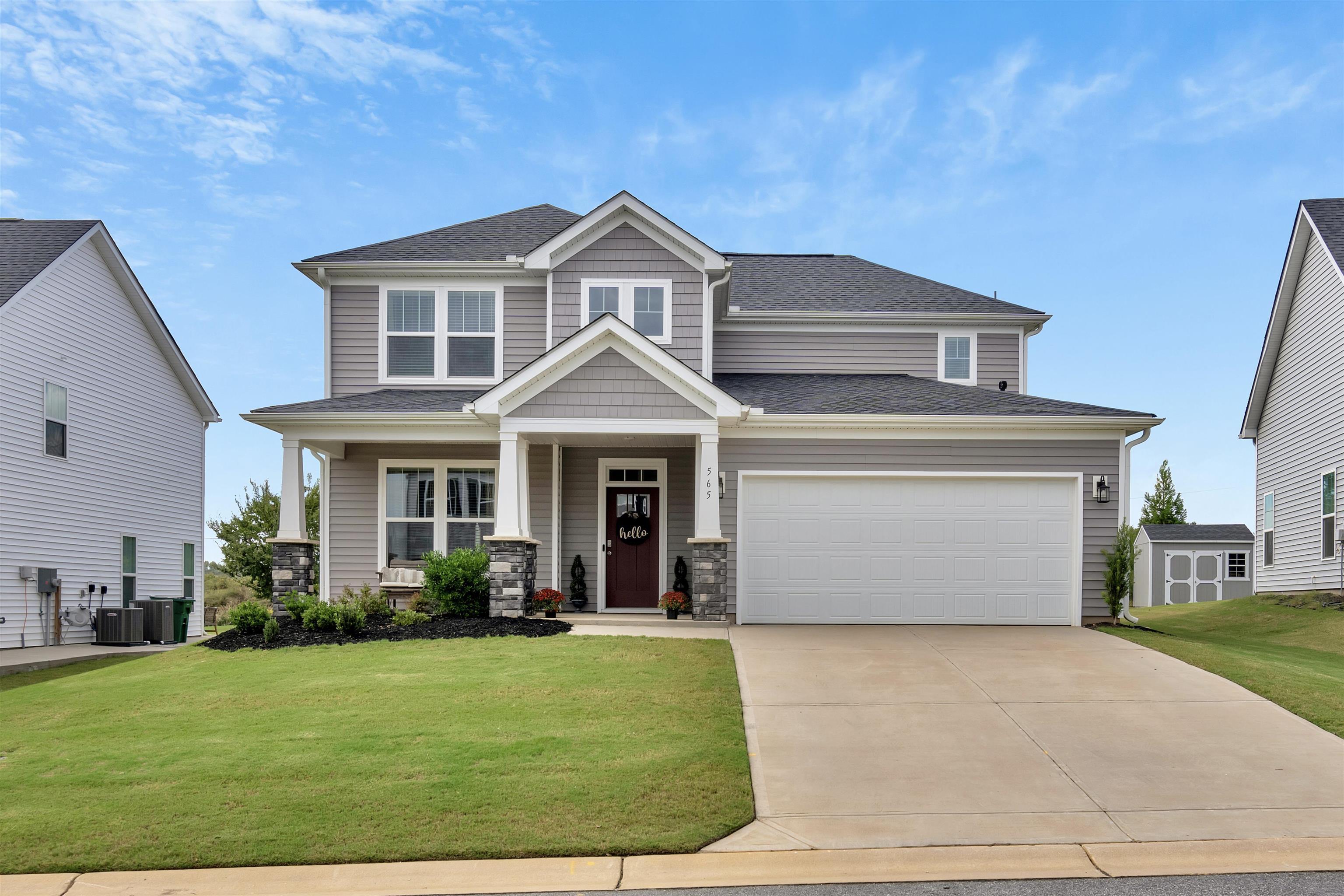 Property Photo: 565 Fenwick Drive SC 29388