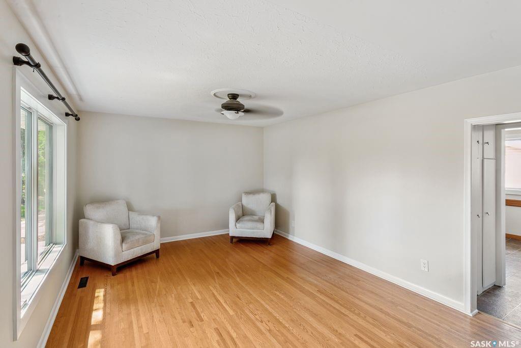 Property Photo: 333 Adelaide Street E SK S7J 0H8