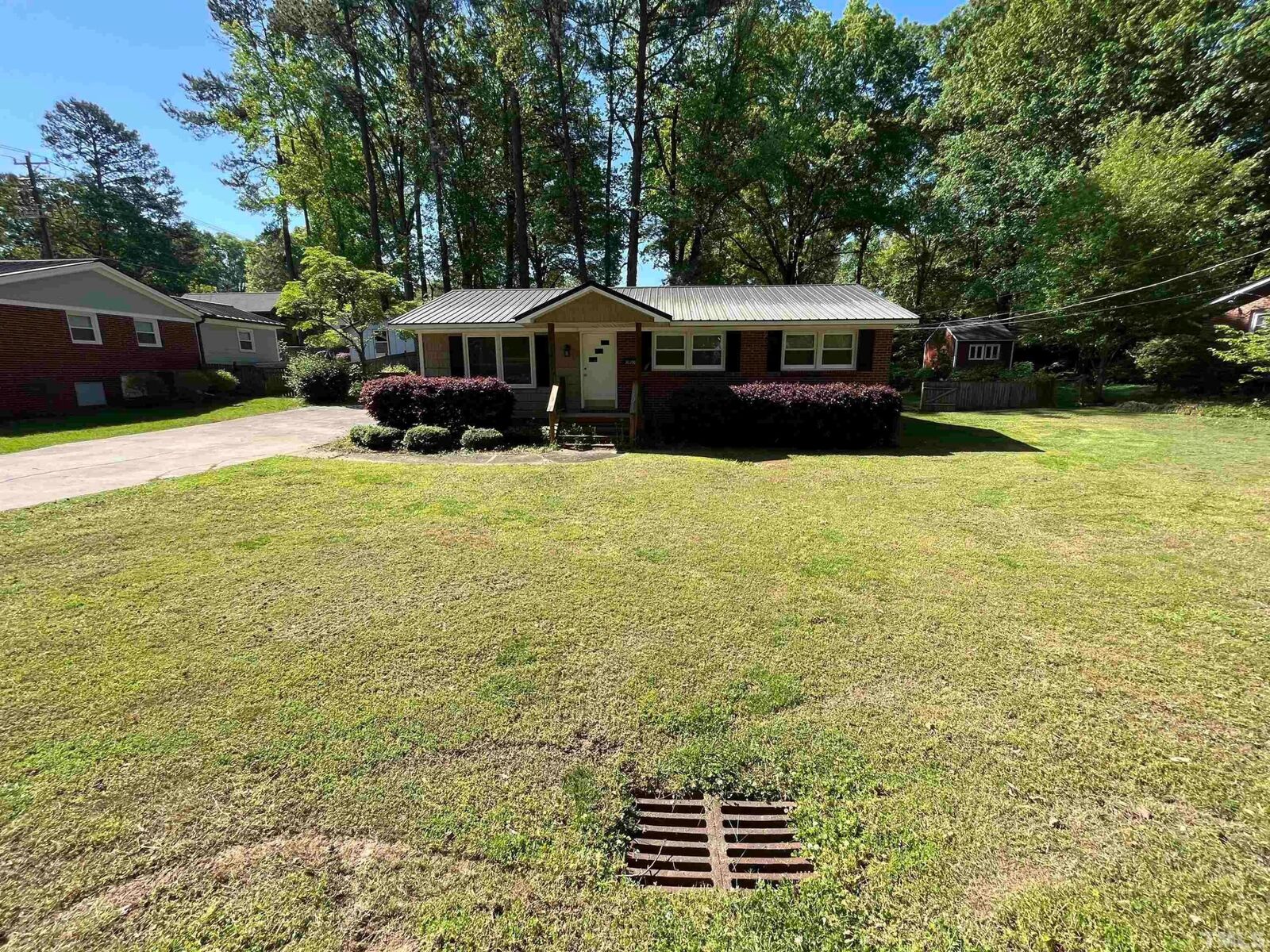 Property Photo:  207 W Boundary Street  NC 27511 