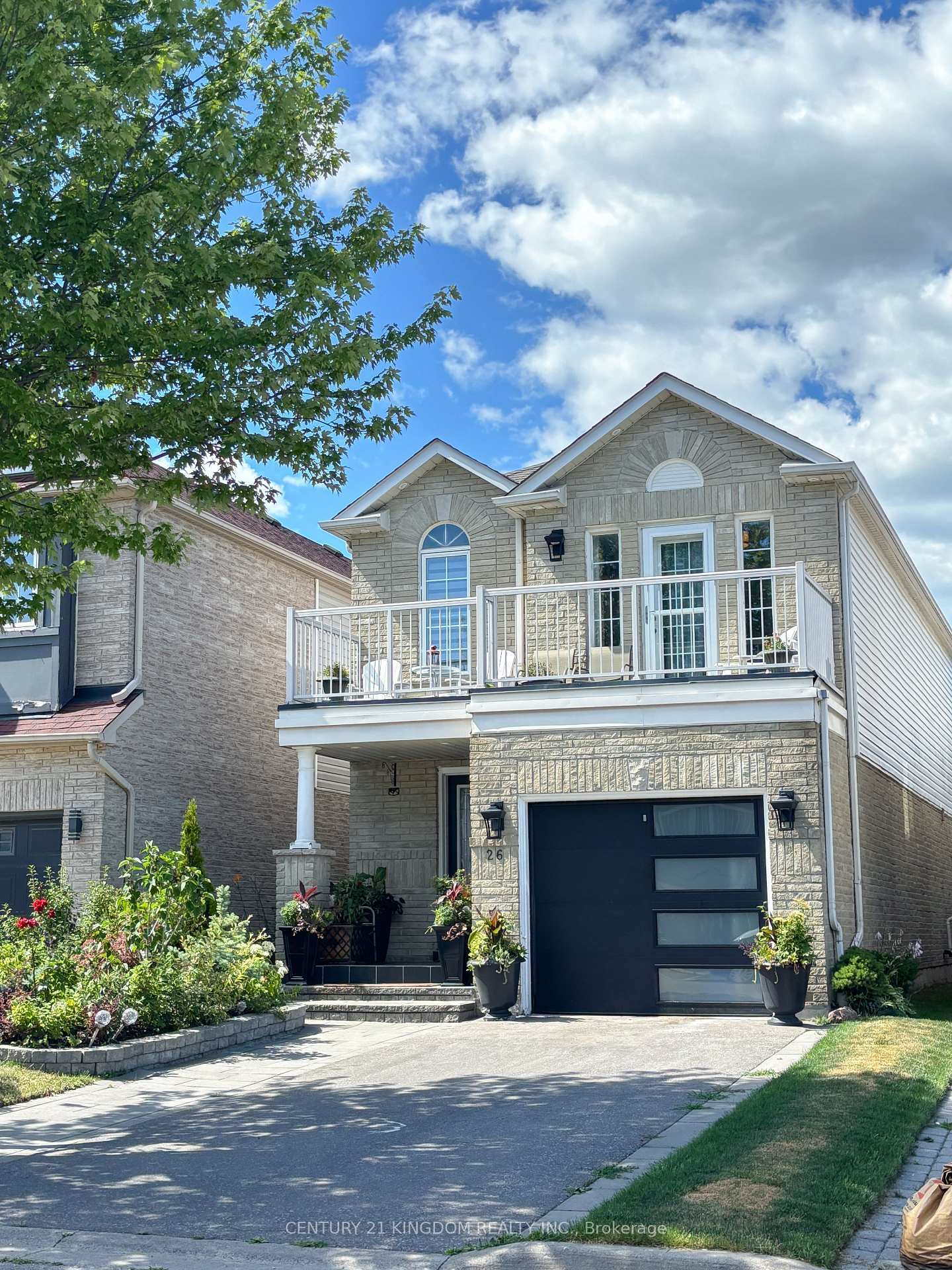 Property Photo:  26 Beadle Drive  ON L1S 7P1 