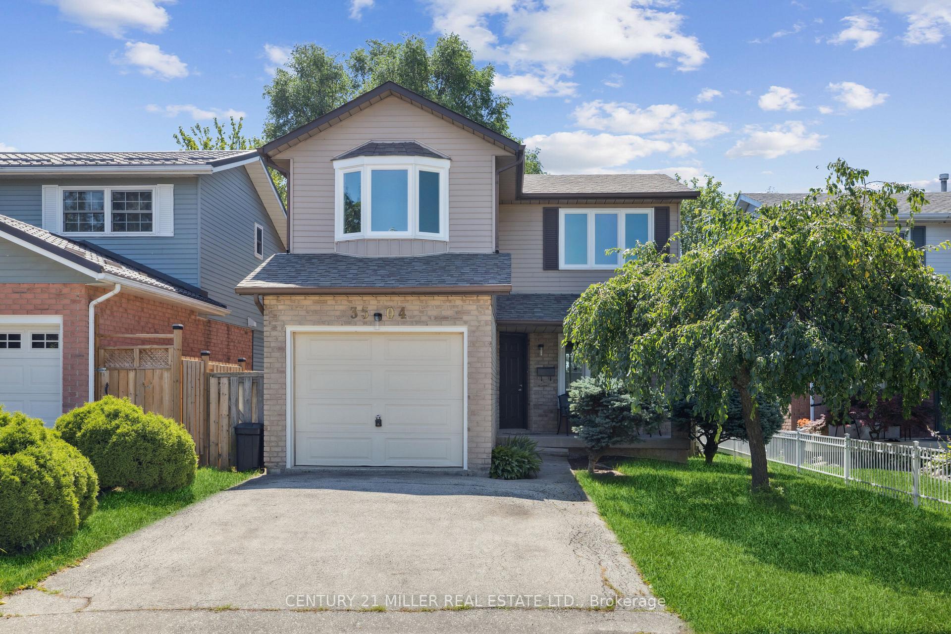 Photo de la propriété:  3504 Ketelbey Court  ON L7M 3B4 