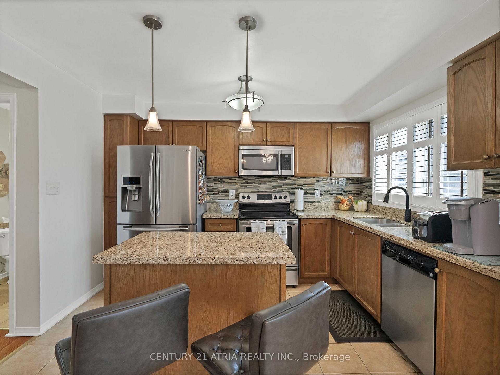 Property Photo:  116 Barnham Street  ON L1Z 0K7 