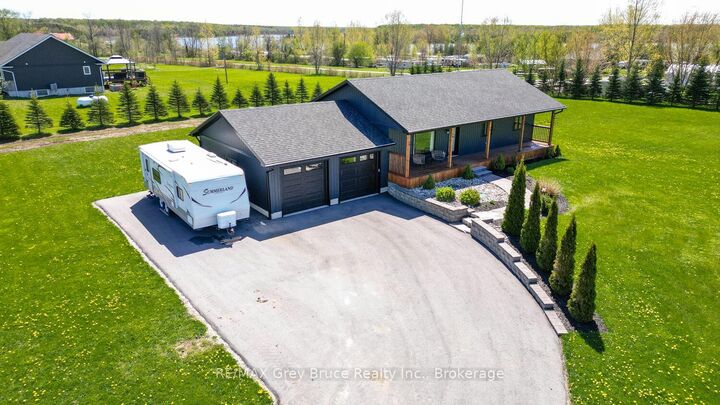 Property Photo: 116 Patterson Parkway ON N0H 2T0