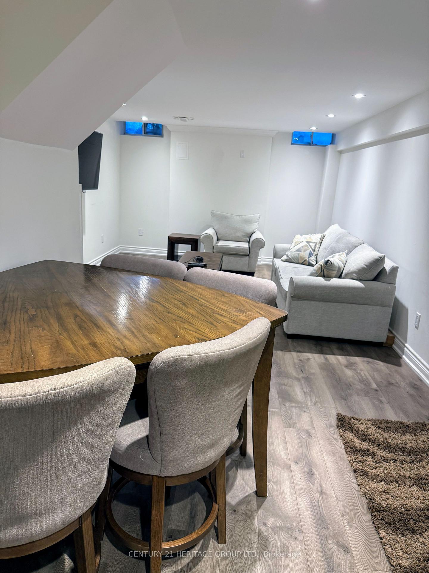 Property Photo: 334 Hewitt Circle ON L3X 2H1