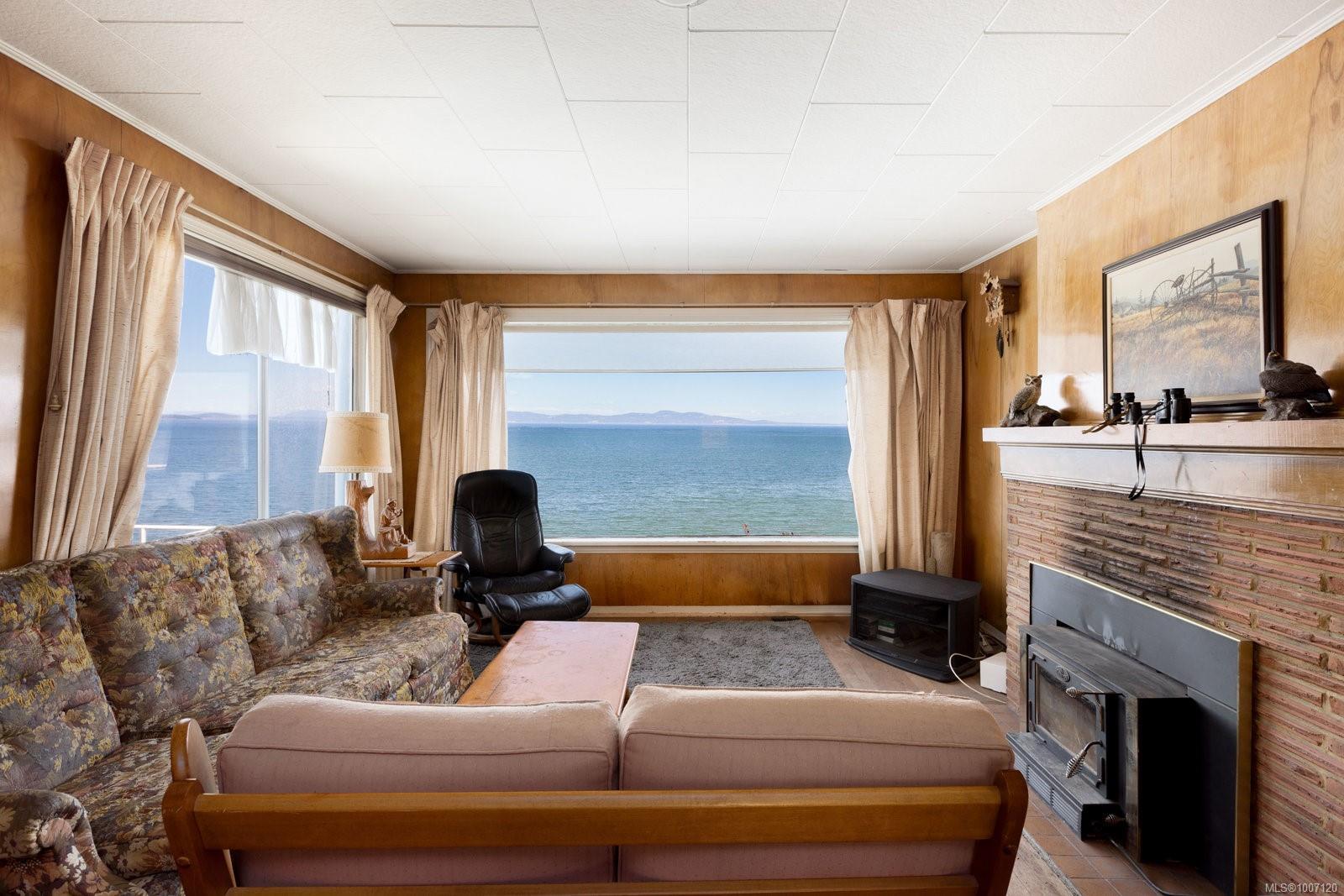 Property Photo: 5015 Cordova Bay Rd BC V8Y 2K1