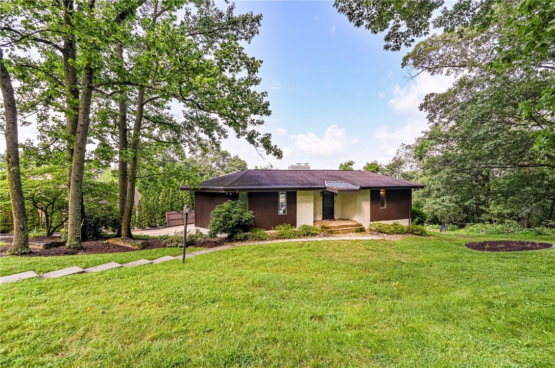 Property Photo: 3150 Princeton Rd PA 15601