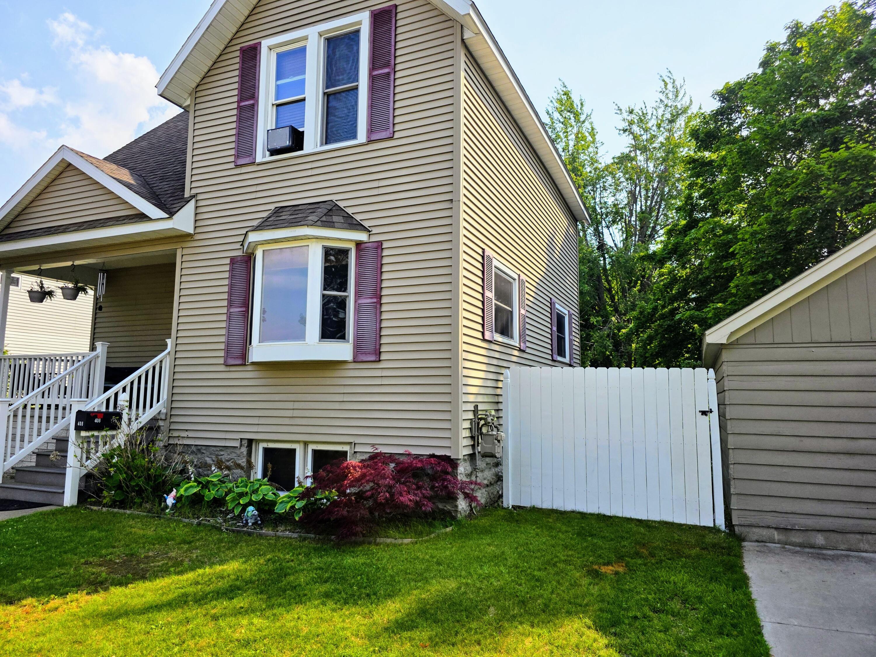 Property Photo: 408 West Lincoln Street MI 49707