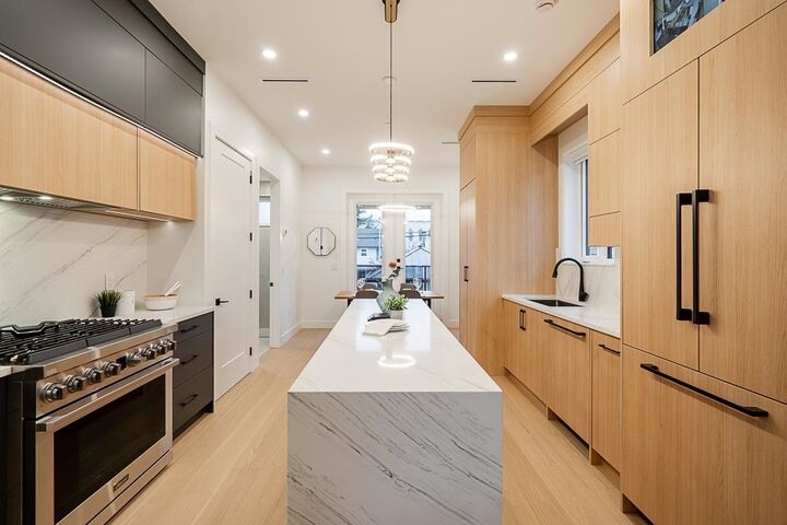 Property Photo:  2331 E 49th Avenue  BC V5S 1J3 