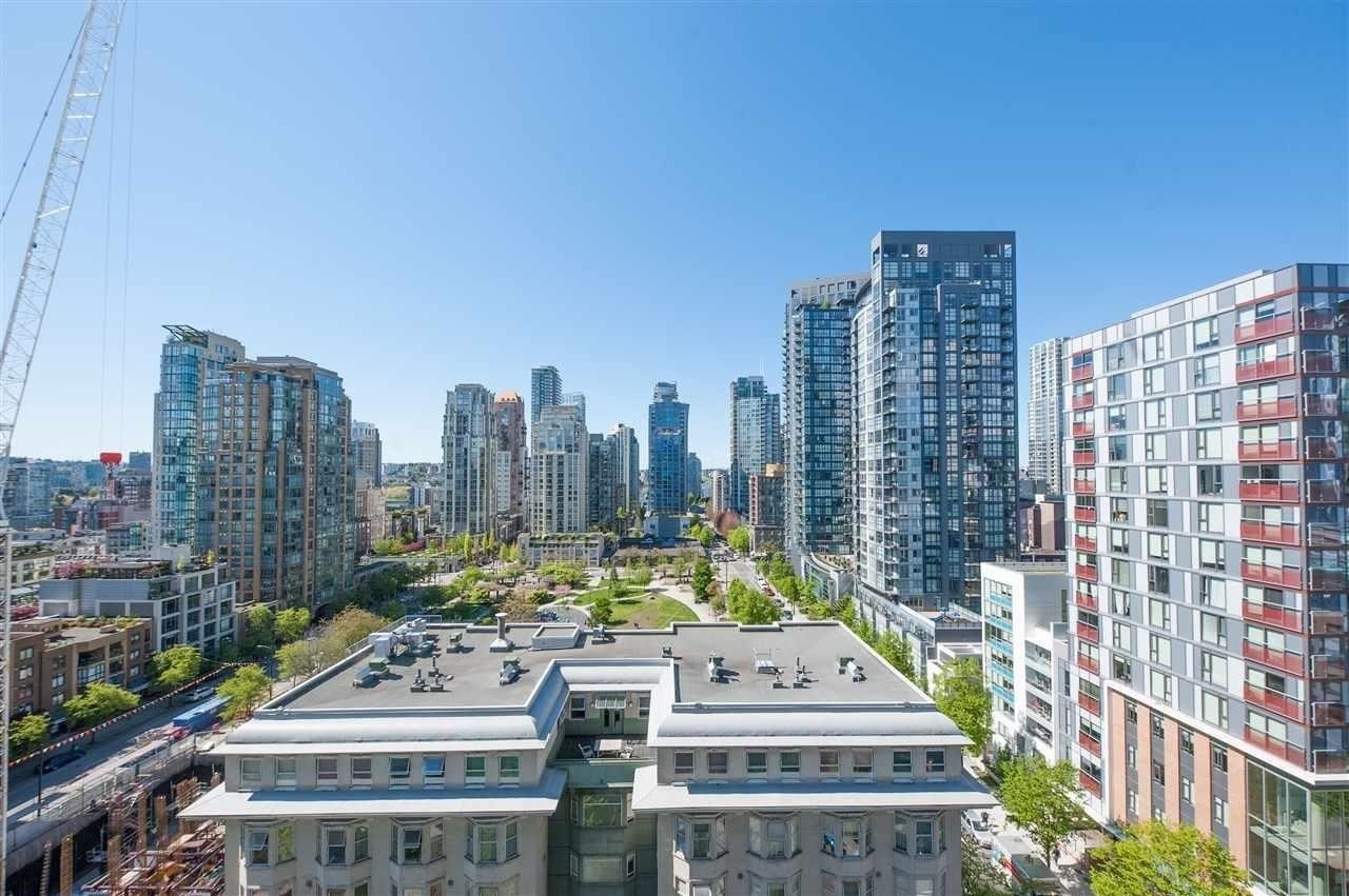 Property Photo:  1082 Seymour Street 1609  BC V6B 1X9 