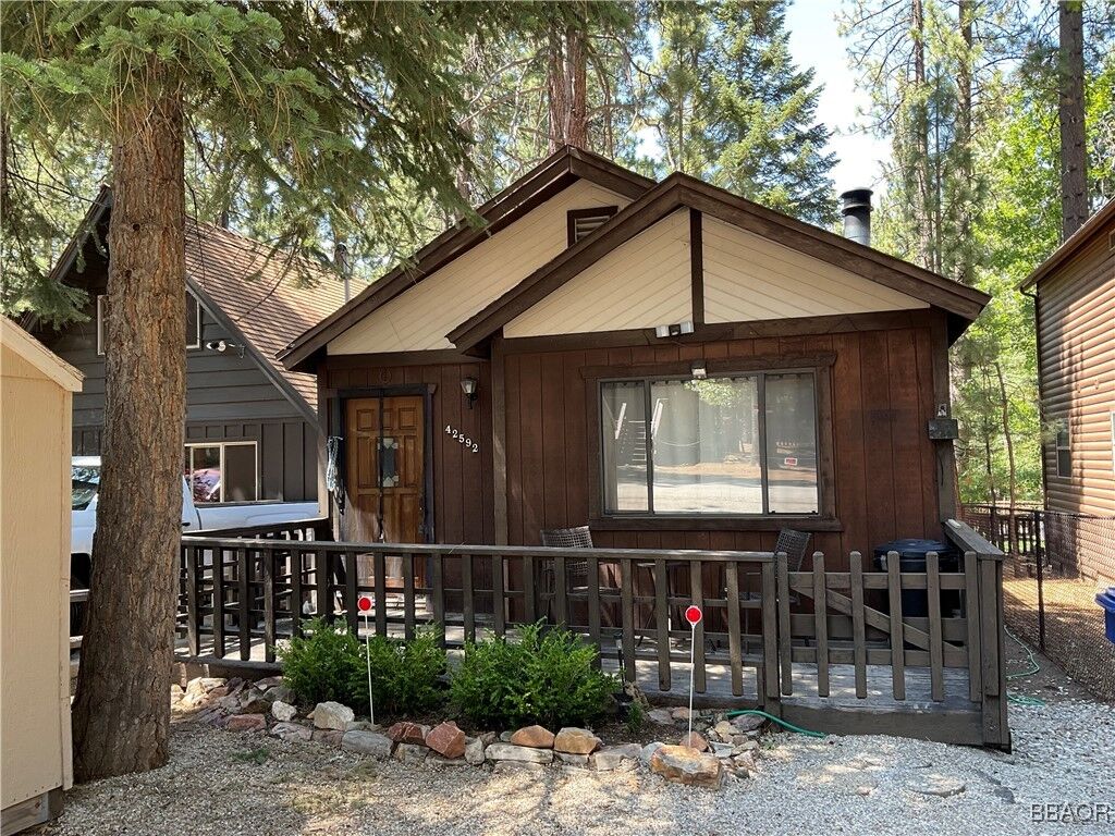 Property Photo:  42592 Cedar Avenue  CA 92315 