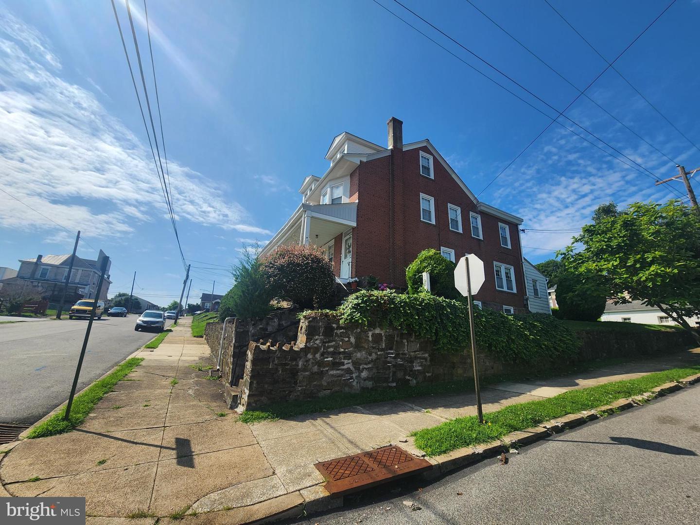 Property Photo:  500 E Rambo Street  PA 19405 