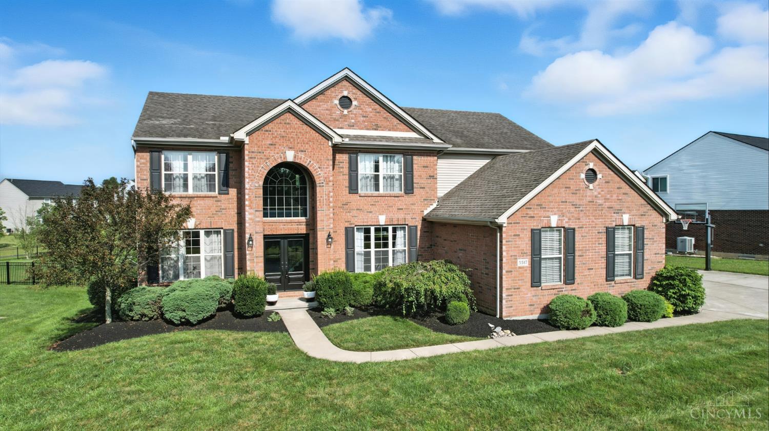 Property Photo:  5517 Creekside Meadows Drive  OH 45011 