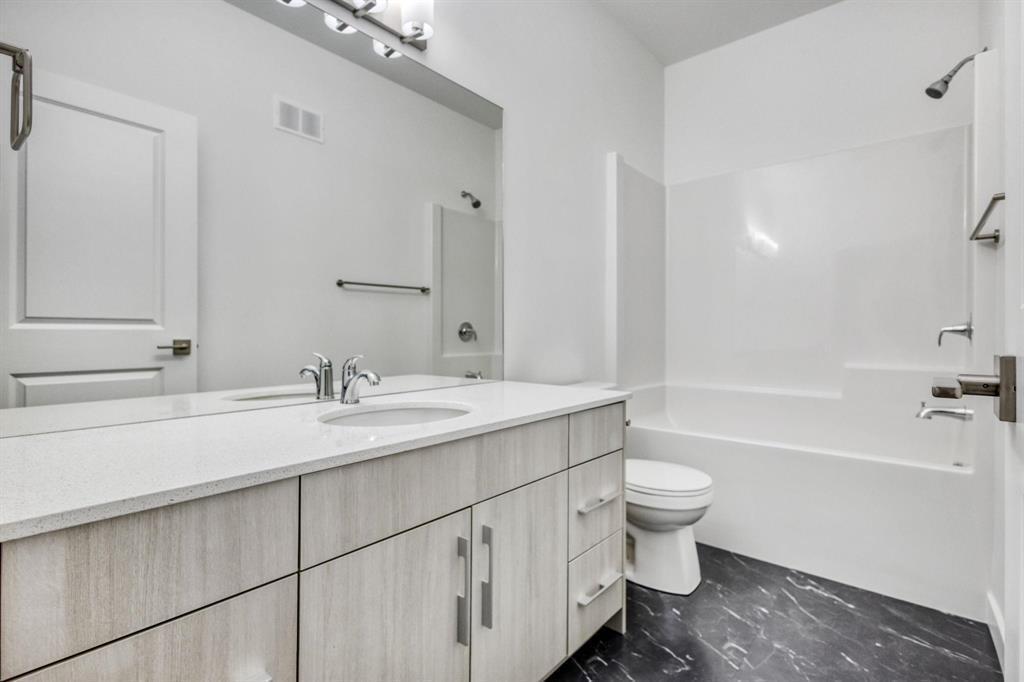 74 Fossil Creek Crescent  Winnipeg MB R3Y 2J9 photo