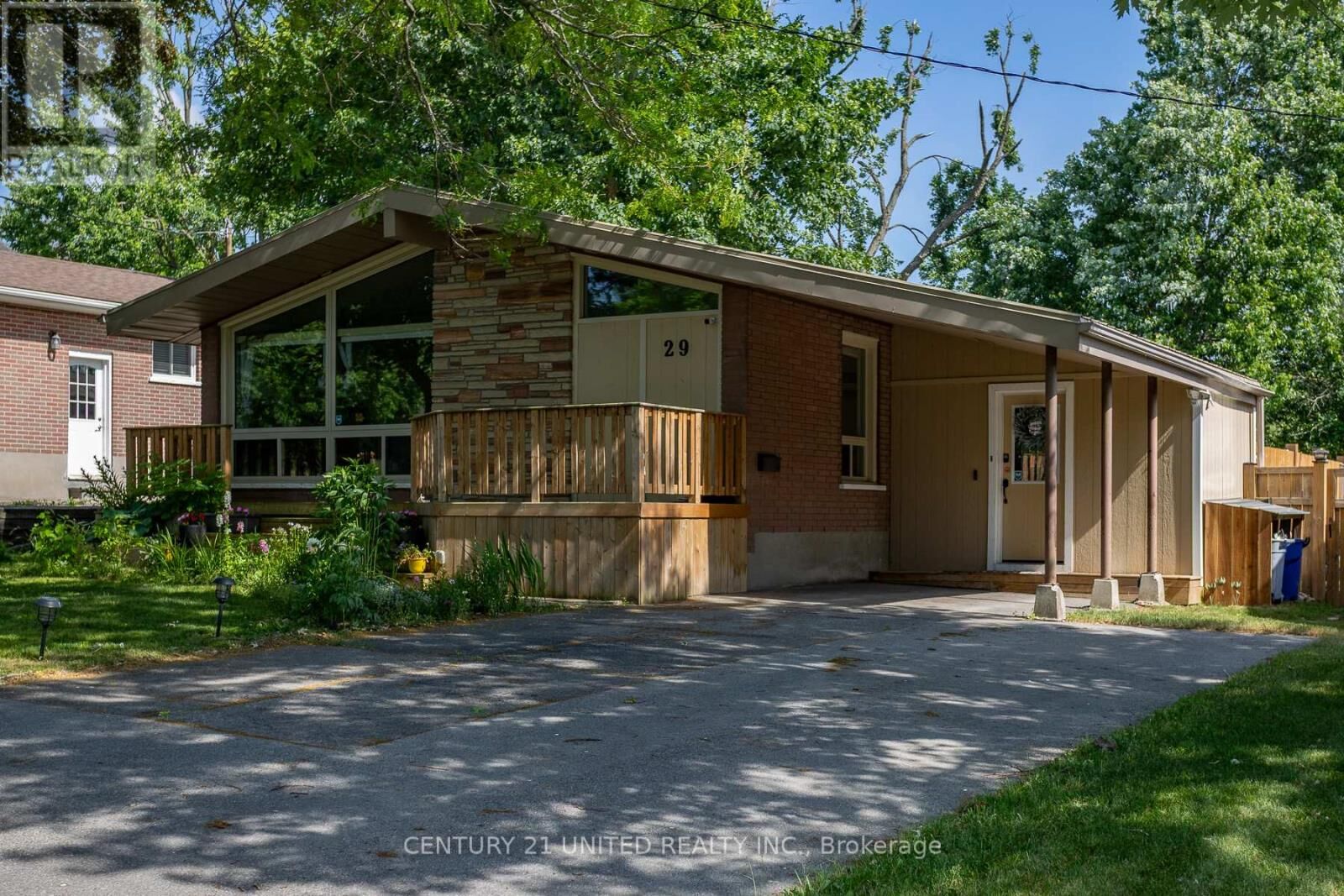 Property Photo:  29 Kawartha Drive  ON K9V 1A6 