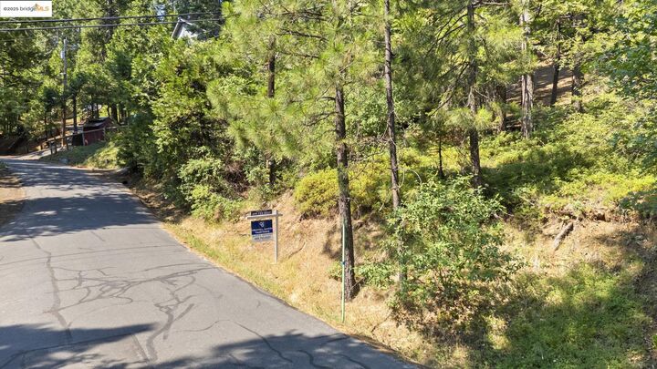 Property Photo:  25352 Rebekah Road  CA 95346