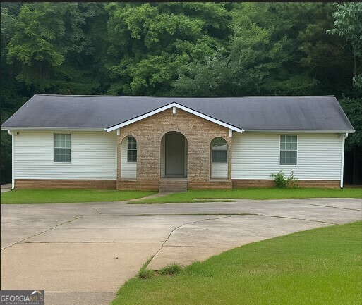 Property Photo: 3028 Callier Springs Road SE GA 30161