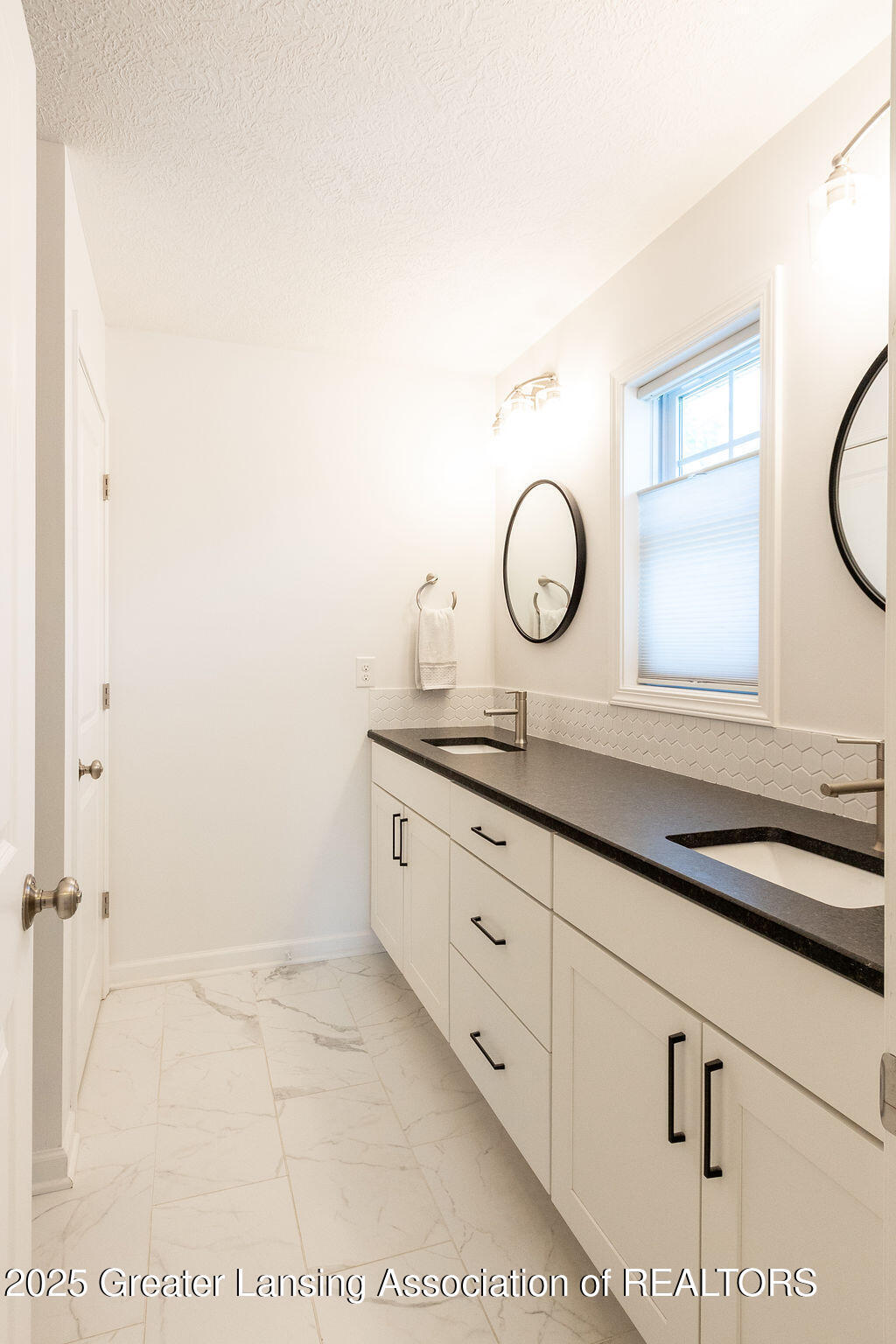 Property Photo:  607 Virginia Avenue  MI 48823 