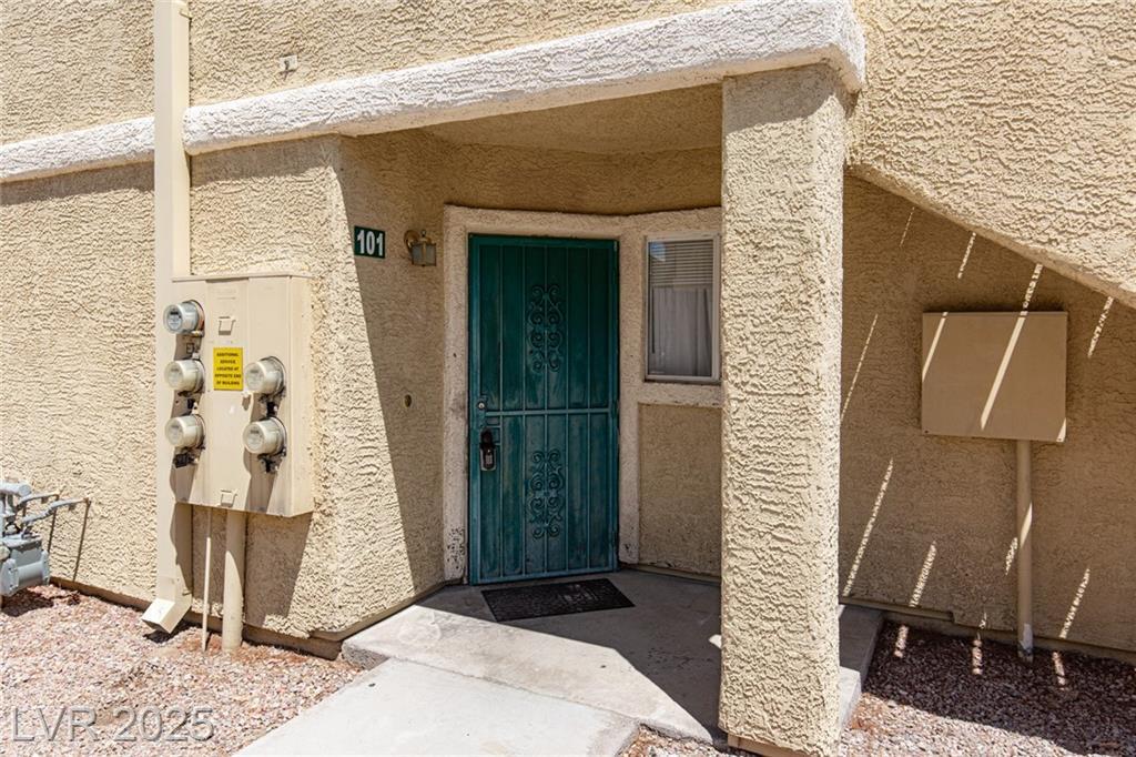 Property Photo: 1541 Linnbaker Lane 101 NV 89110