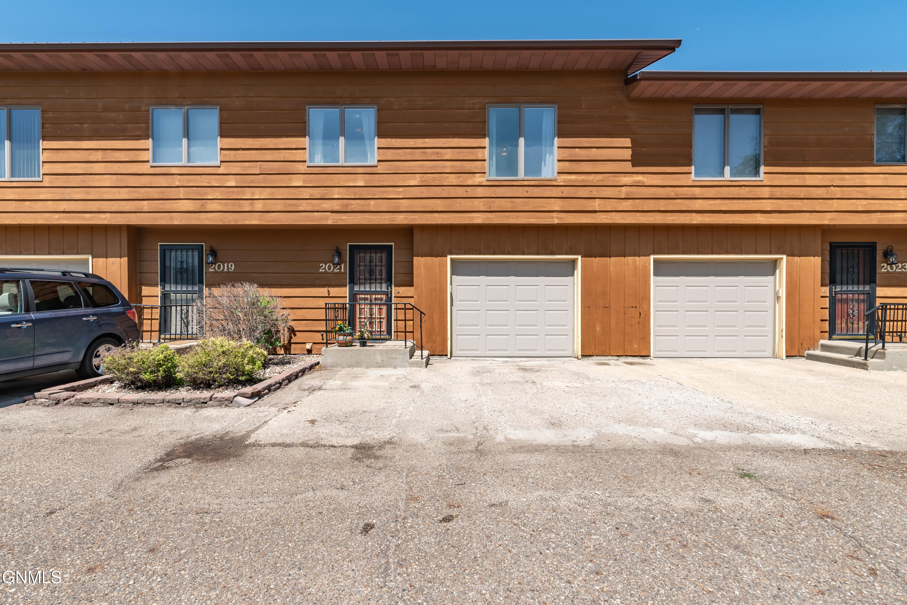 2021 19th Street N  Bismarck ND 58501 photo