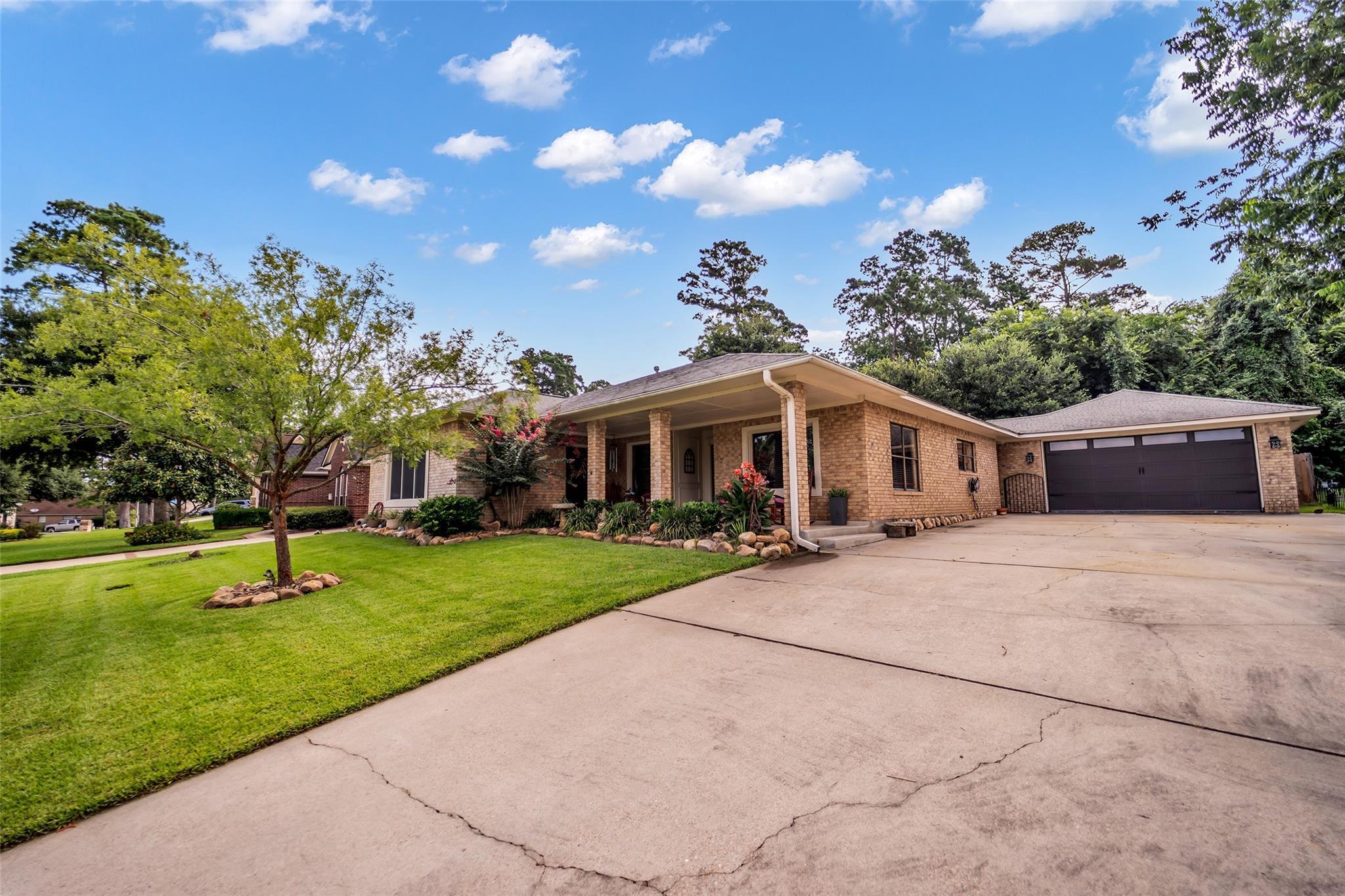 Property Photo: 11689 Sagittarius Drive W TX 77318