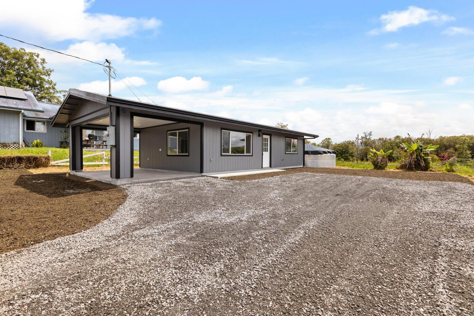 Property Photo:  18-4106 Holana St  HI 96785 