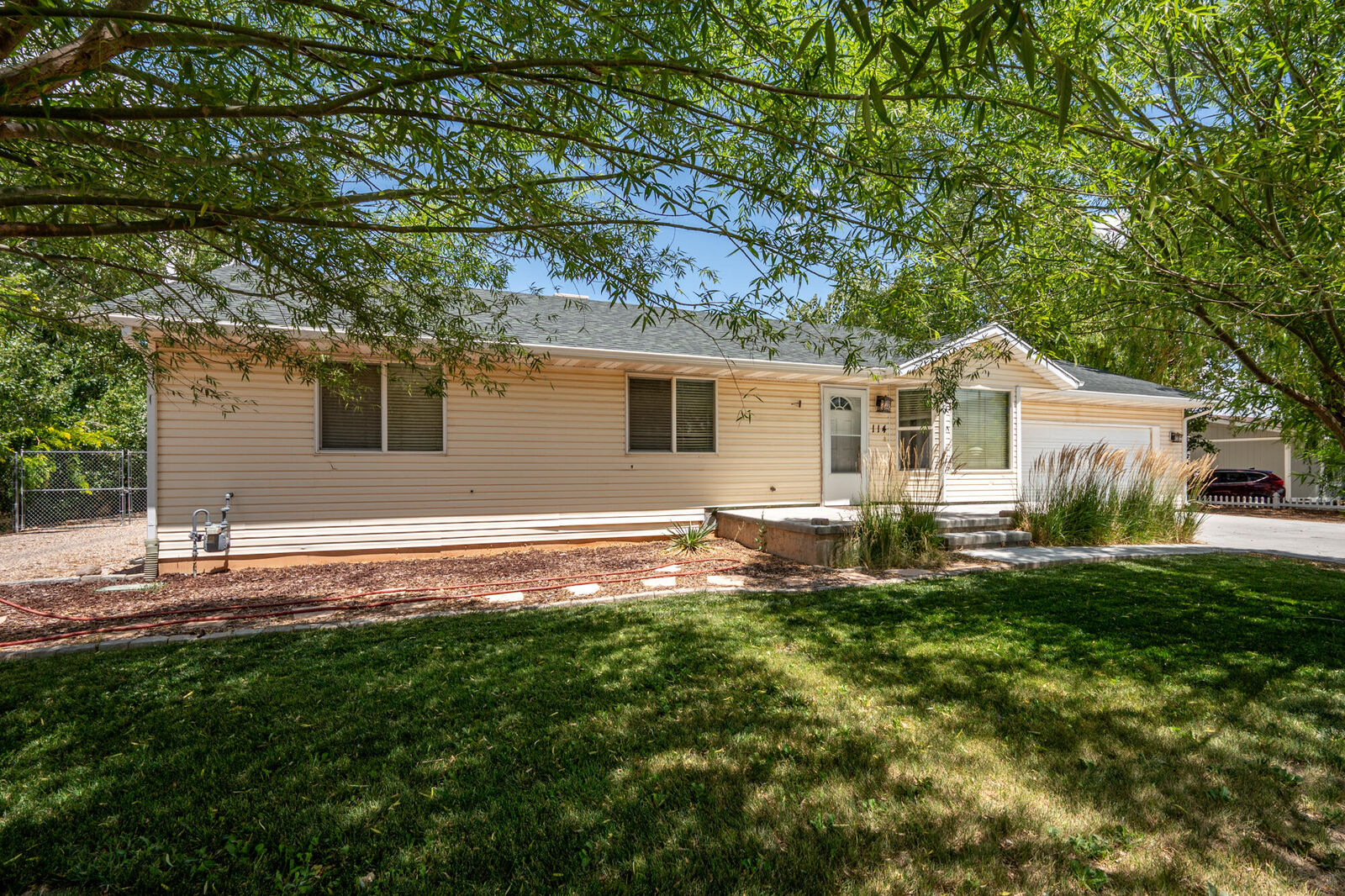 Property Photo:  114 W Palomino Dr  UT 84721 