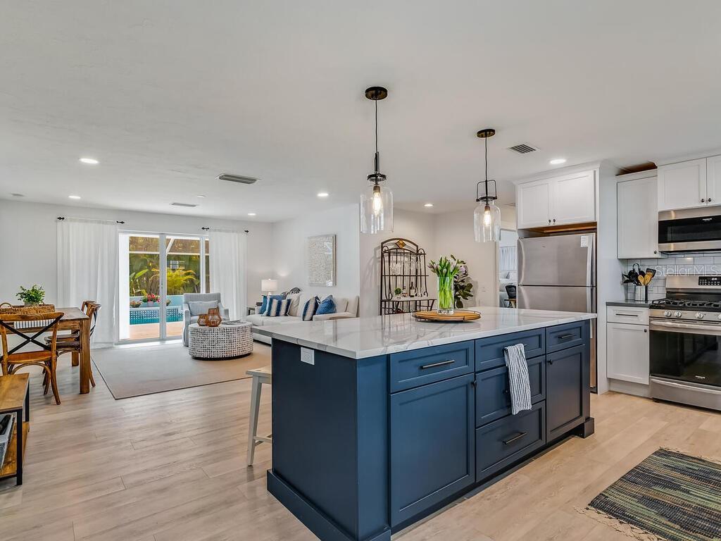 Property Photo:  307 57th Street  FL 34217 