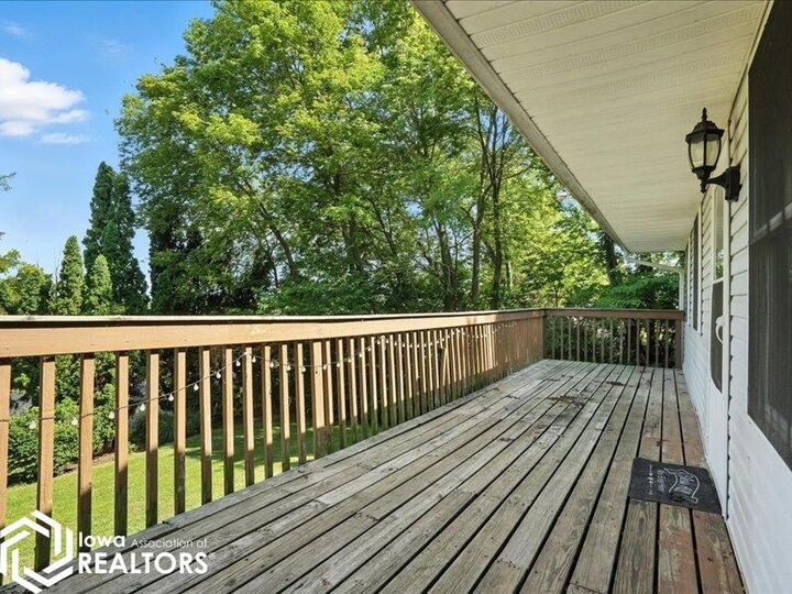 Property Photo: 17241 Dmc Highway 99 IA 52601