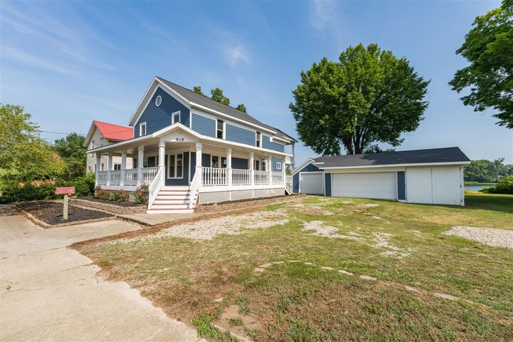 Property Photo:  816 River Street  MI 49093-1102 