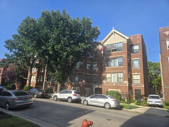 6727 S Merrill Avenue 3  Chicago IL 60649 photo