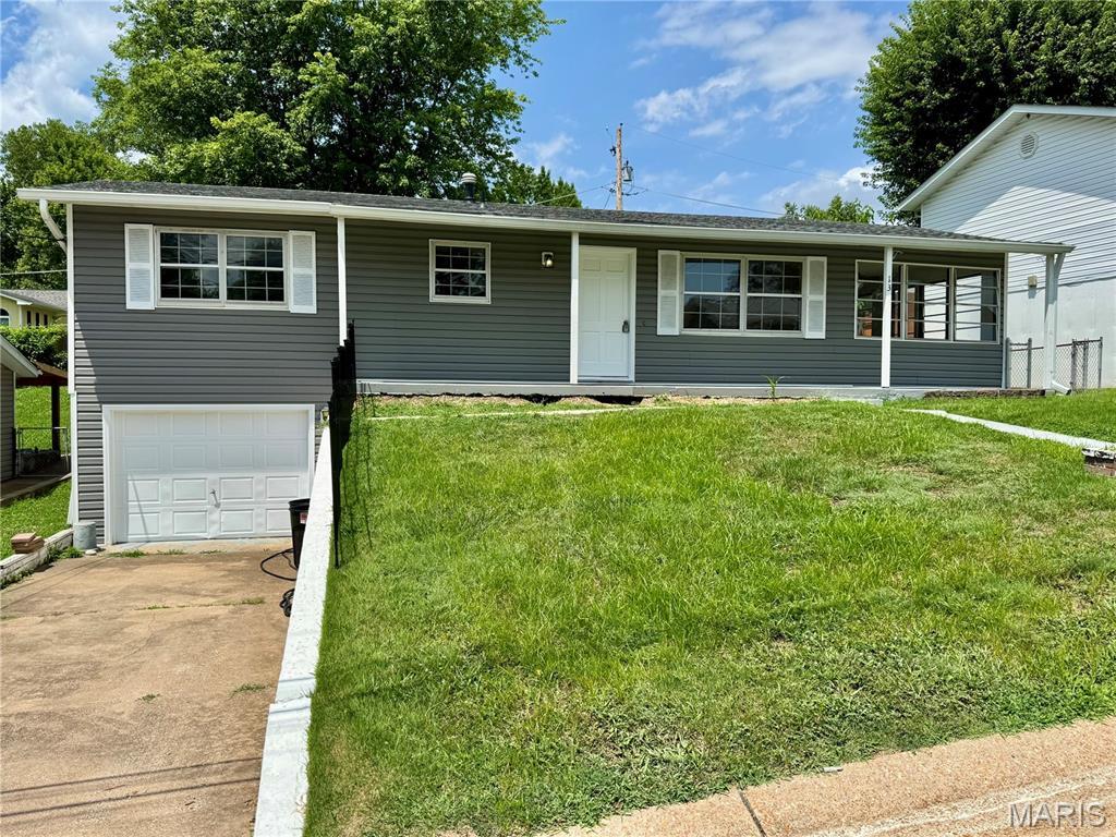 Property Photo: 13 Darby Lane MO 63019