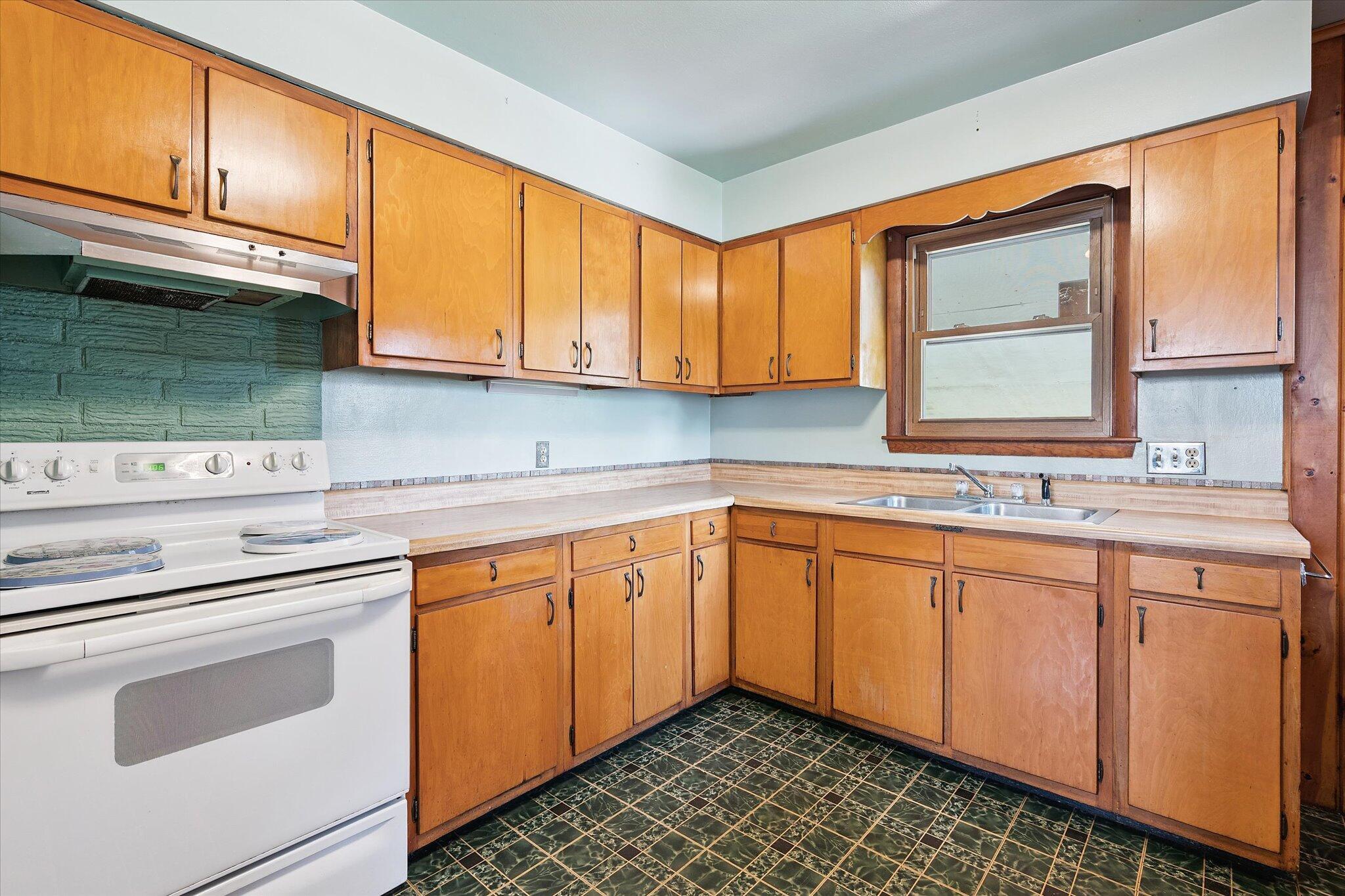 Property Photo: 44 Chapman Street ME 04412