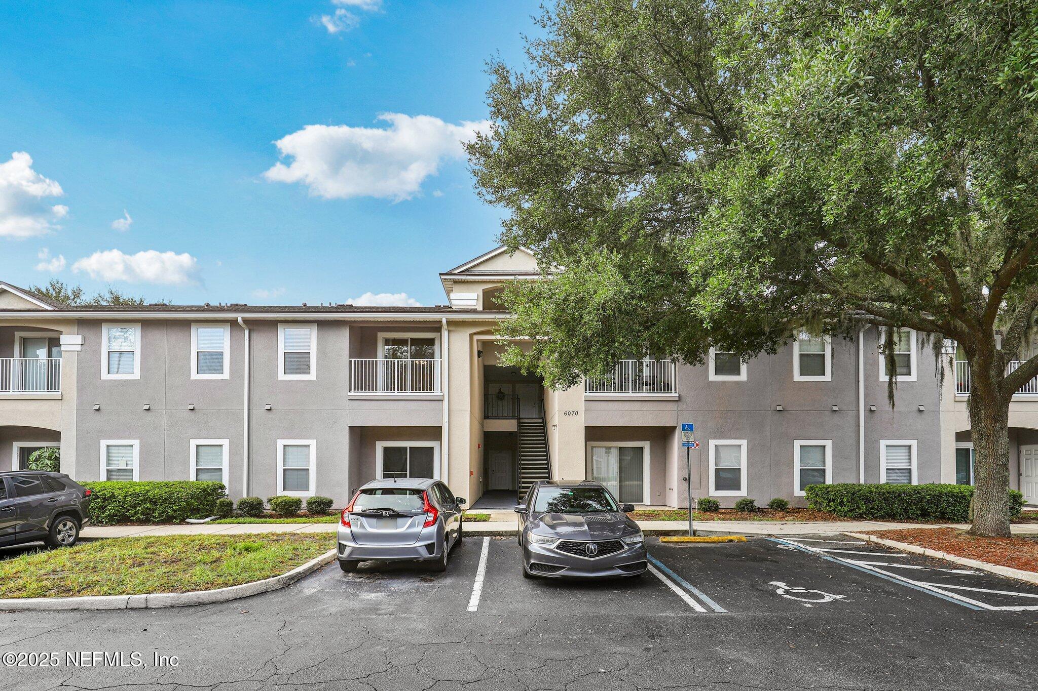 Property Photo: 6070 Maggies Circle 113 FL 32244