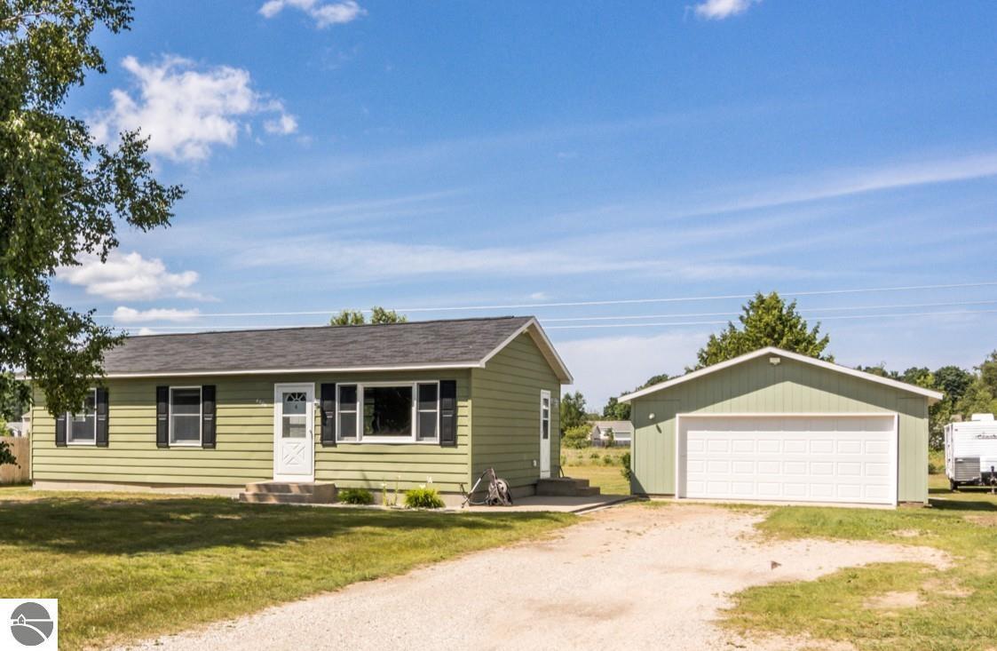Property Photo: 4406 Manor Wood Drive MI 49685