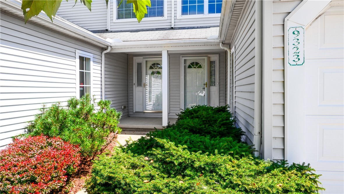 Property Photo: 9323 Hickory Ridge Drive OH 44241