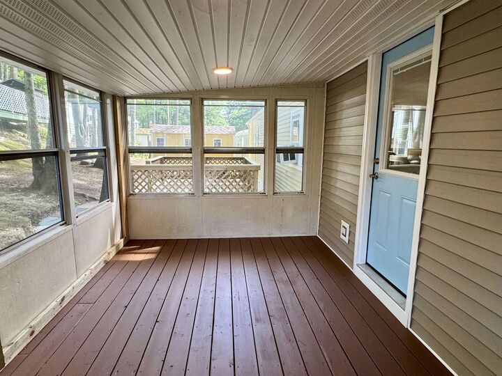 Property Photo: 9 Sargent Place NH 03249