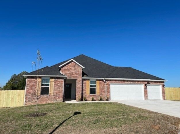 Property Photo: 5000 Elnora Lane AR 72764