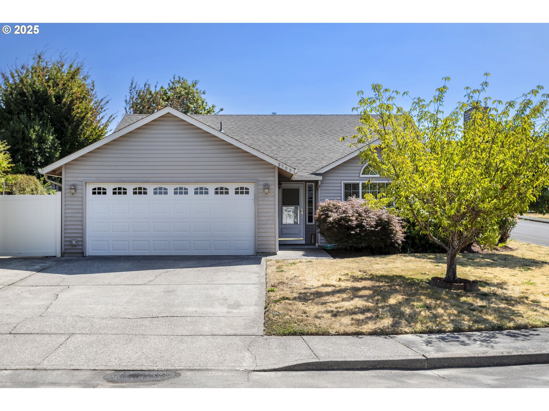 Property Photo:  9505 NW 23rd Ave  WA 98665 