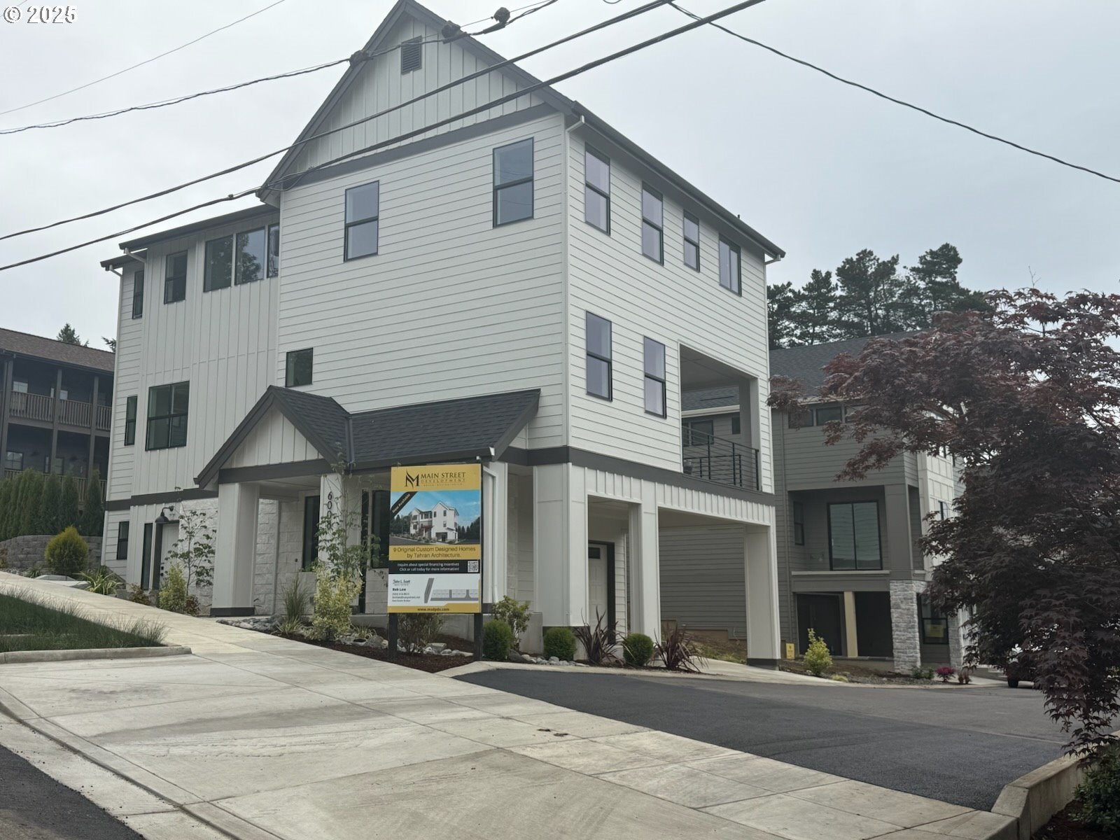 6008 SW 18th Dr  Portland OR 97239 photo