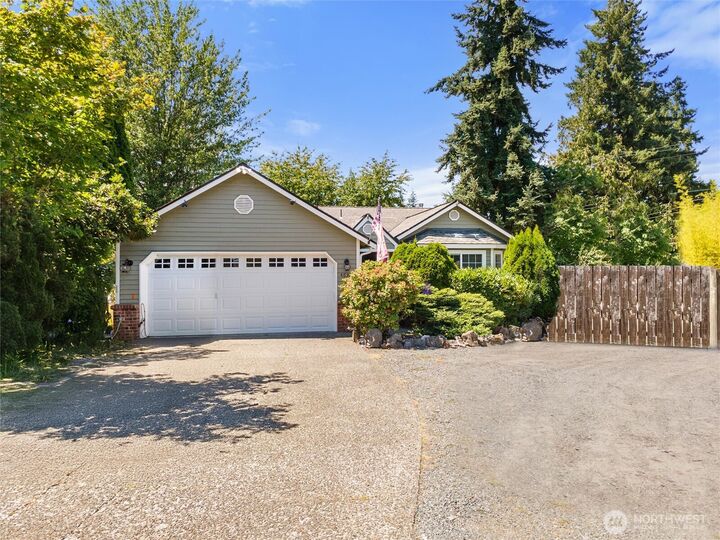 Property Photo:  4630  143rd Place SW  WA 98087 