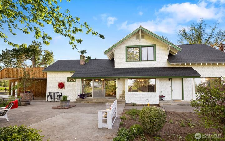 Property Photo: 440 Tjossem Road WA 98926