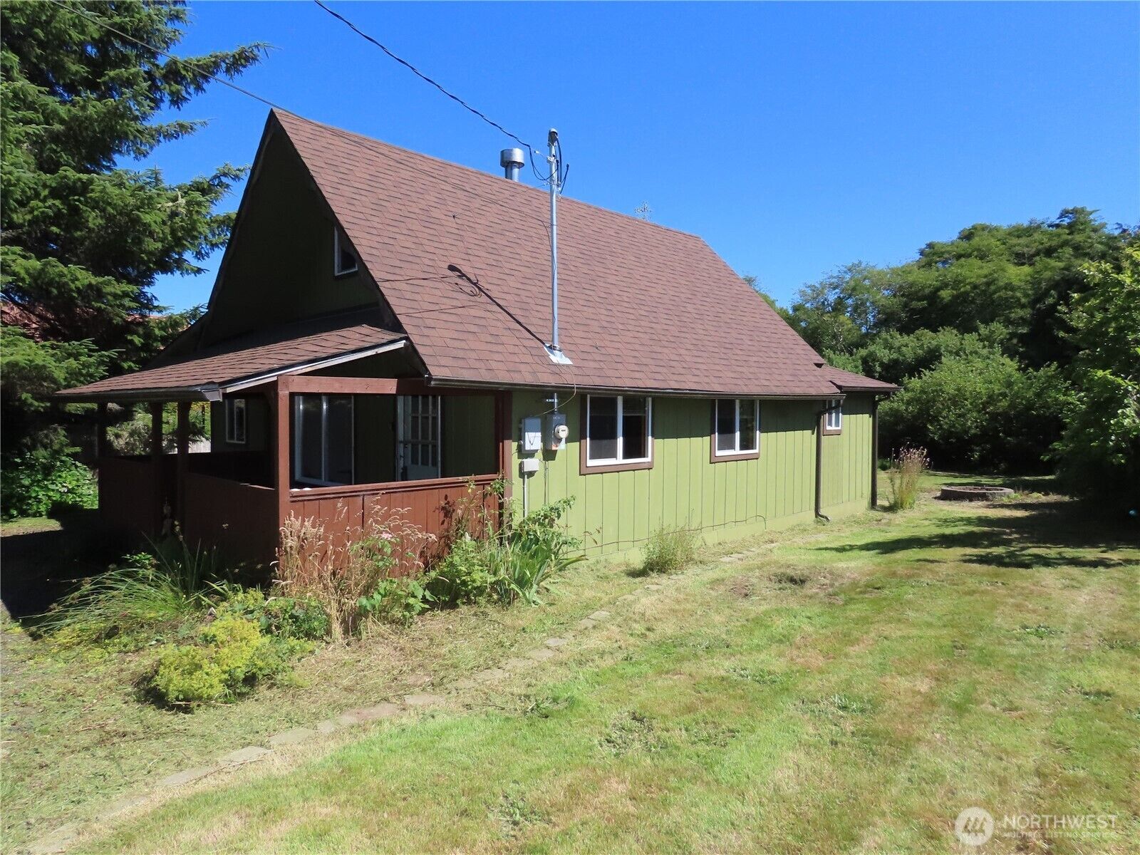 Property Photo:  845  Schmid Road  WA 98547 