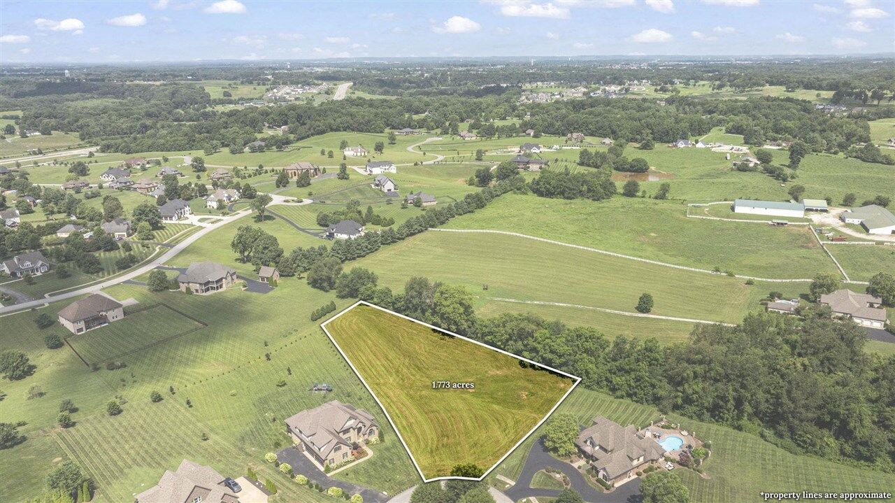 Property Photo:  140 Sterling Oak Court  KY 42122 