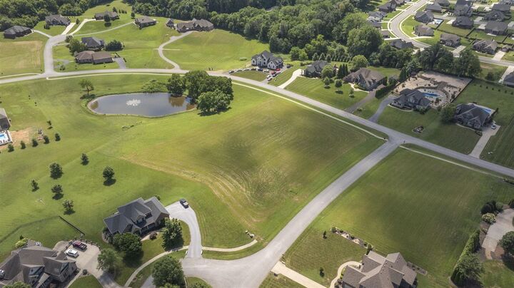 Property Photo:  123 Sterling Oak Court  KY 42122 