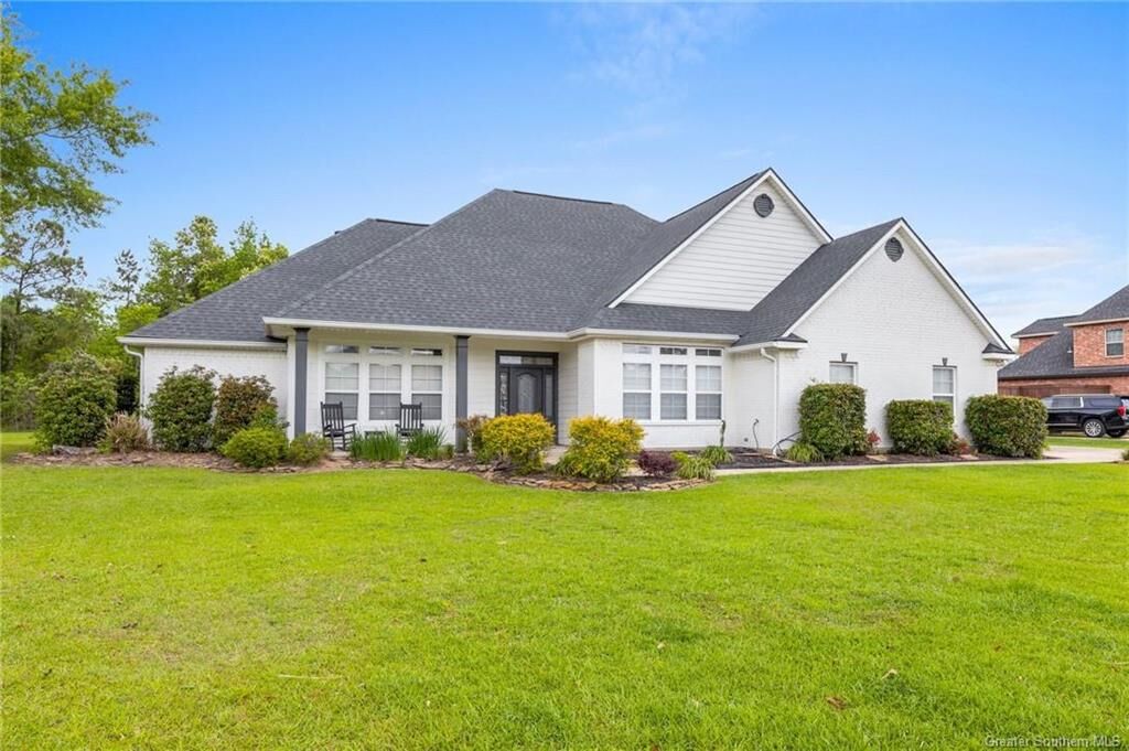 Property Photo: 737 Inwood Forest Boulevard LA 70665